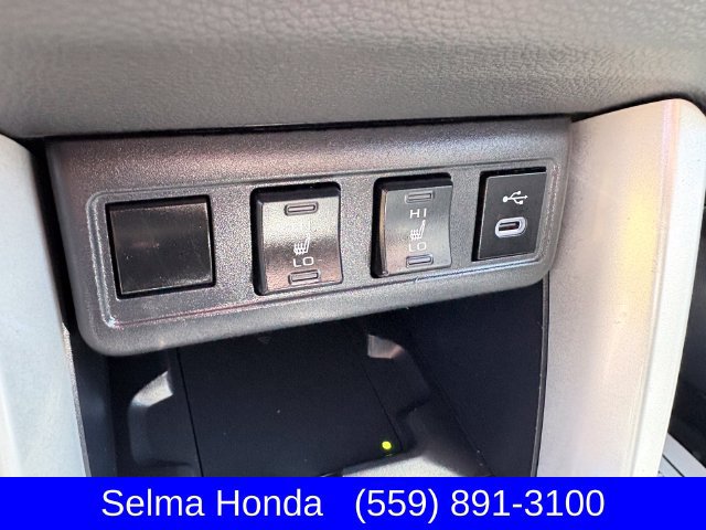 Used 2024 Toyota Corolla Cross XLE w/ Convenience Package FWD image 19