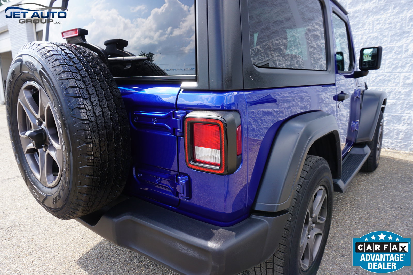 Used 2018 Jeep Wrangler Sport AWD/4WD image 11