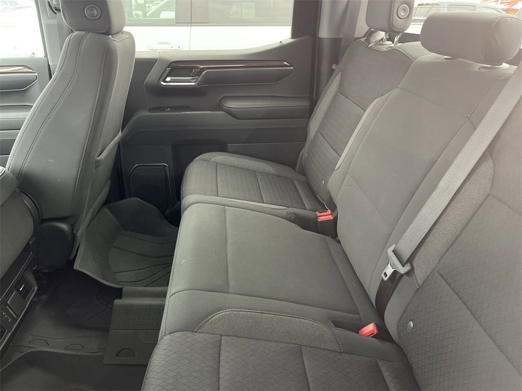 Used 2023 Chevrolet Silverado 1500 LT image 5