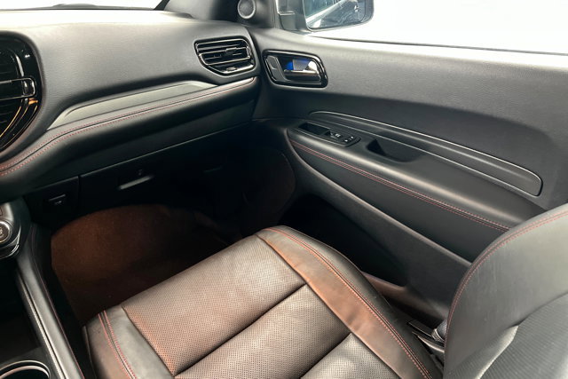 Used 2024 Dodge Durango GT AWD/4WD image 11