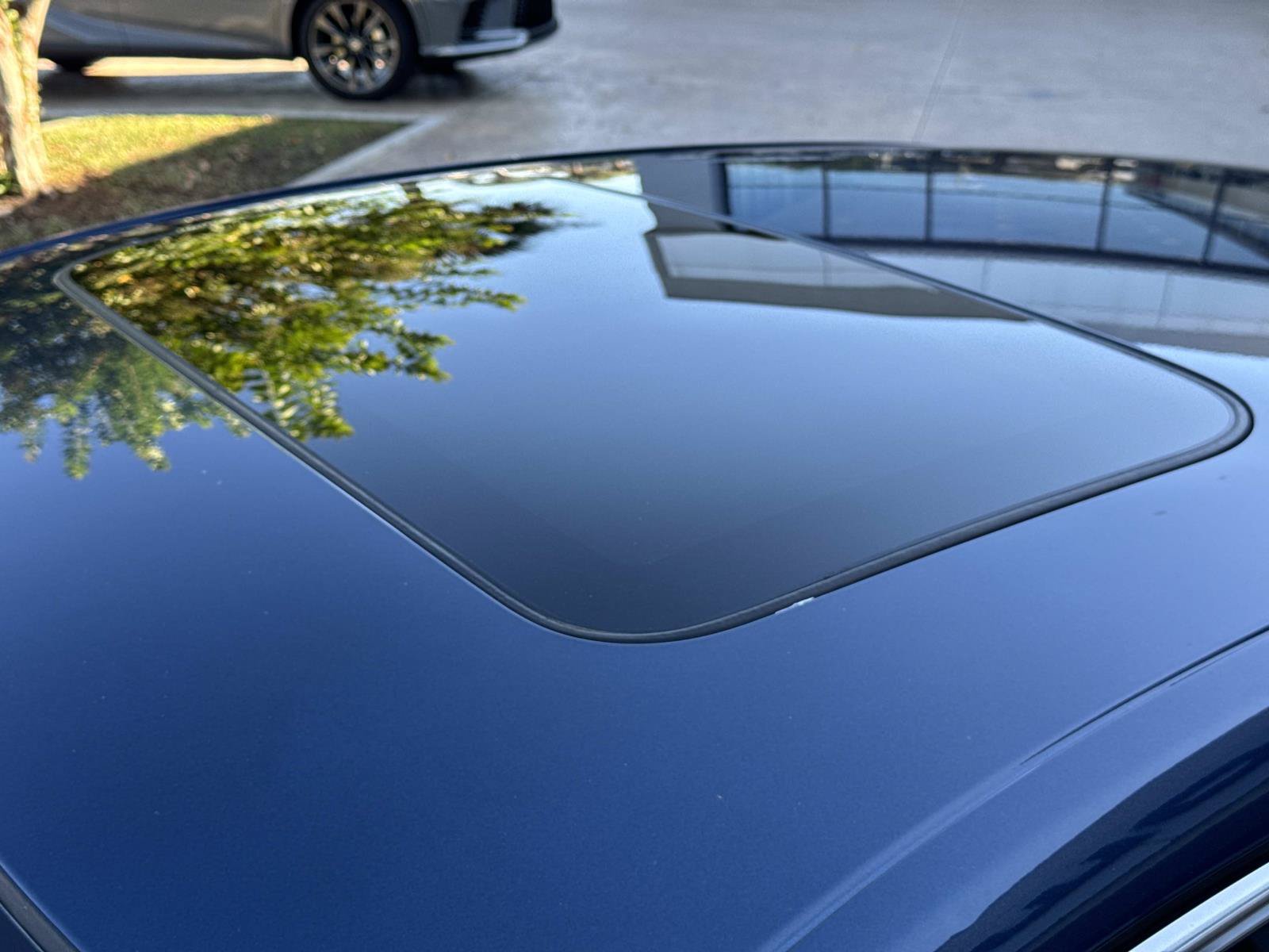 Used 2023 Honda Accord EX image 10