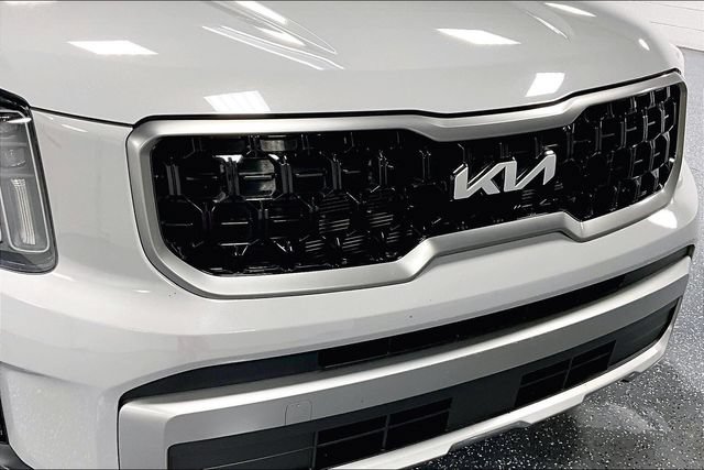 Used 2023 Kia Telluride EX X-Line AWD/4WD image 30