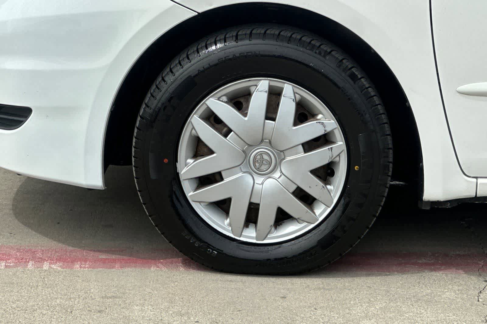 Used 2008 Toyota Sienna CE FWD image 35