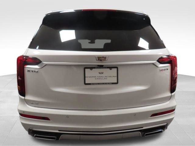 New 2025 Cadillac XT6 Luxury image 4