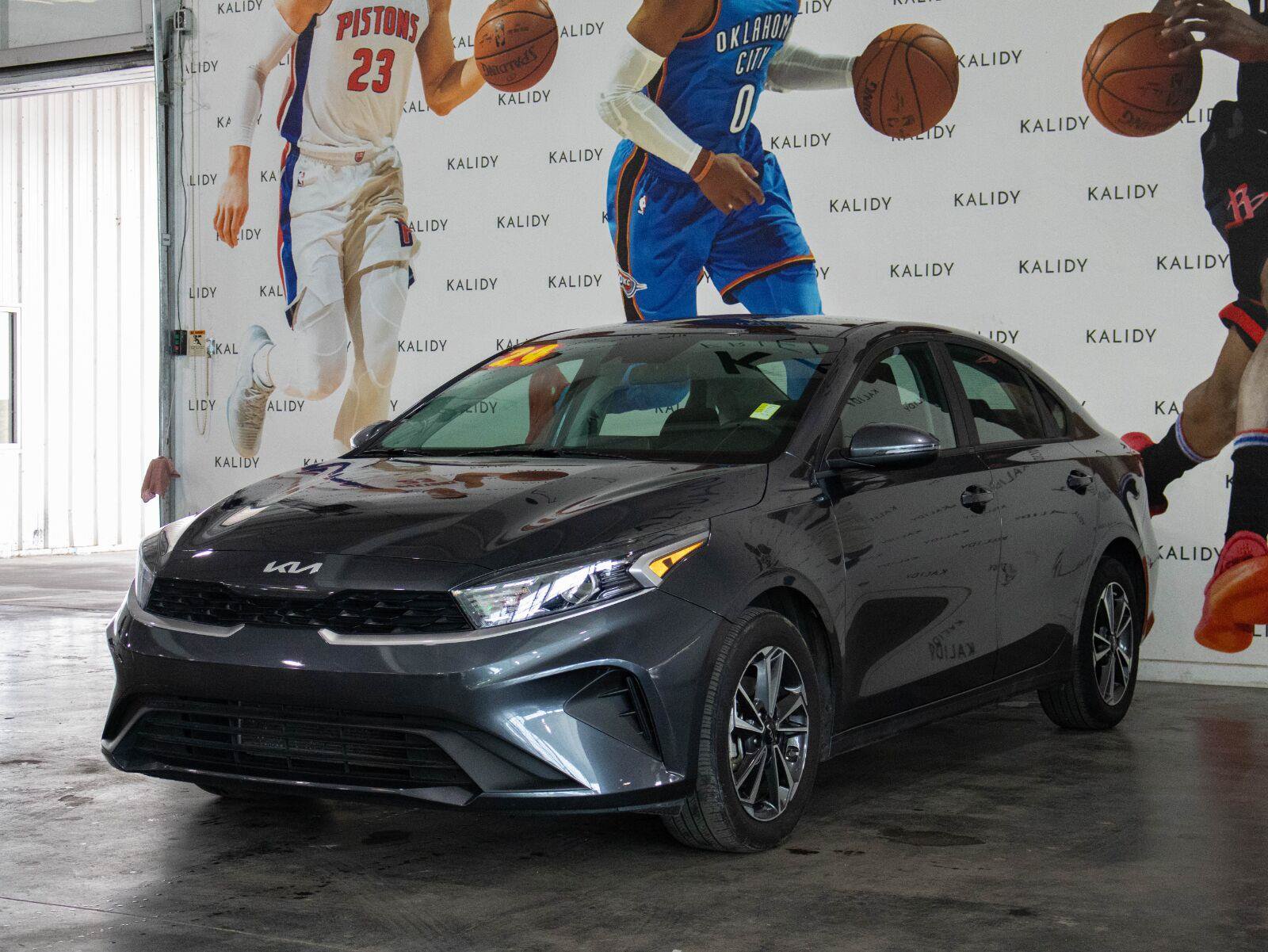 Used 2024 Kia Forte LXS w/ LXS Technology Package FWD image 20