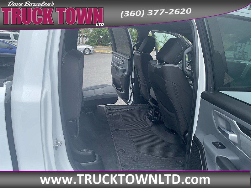Used 2022 RAM 1500 Big Horn AWD/4WD image 11
