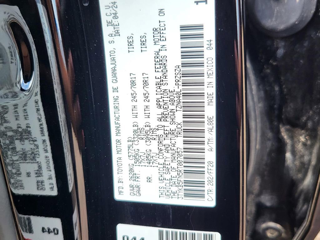 Used 2024 Toyota Tacoma SR5 RWD image 33