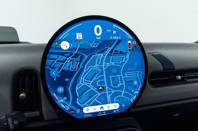 Certified 2025 MINI Cooper 2-Door Hardtop image 17