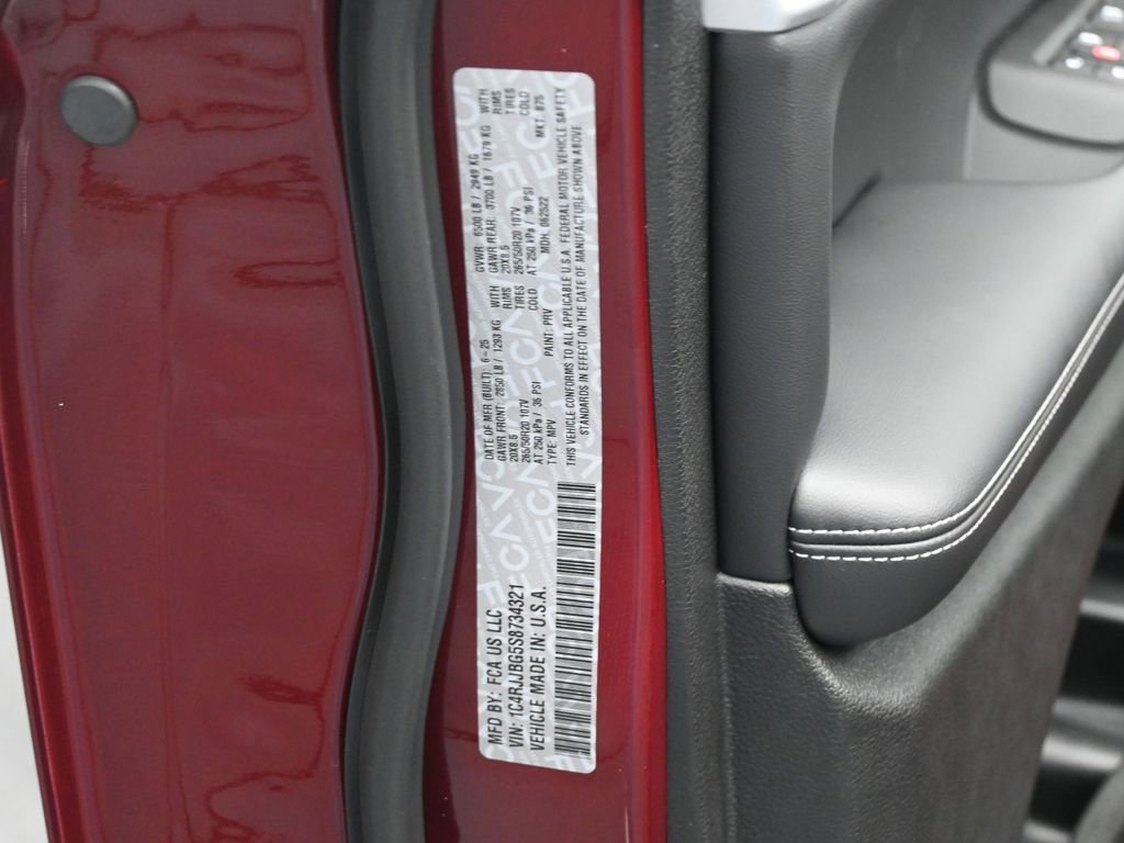 New 2025 Jeep Grand Cherokee L Limited w/ Black Appearance Package image 19