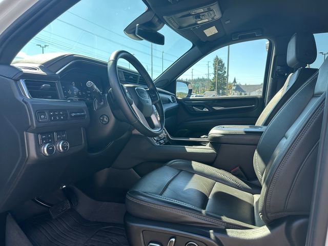 Used 2024 GMC Yukon XL Denali image 9