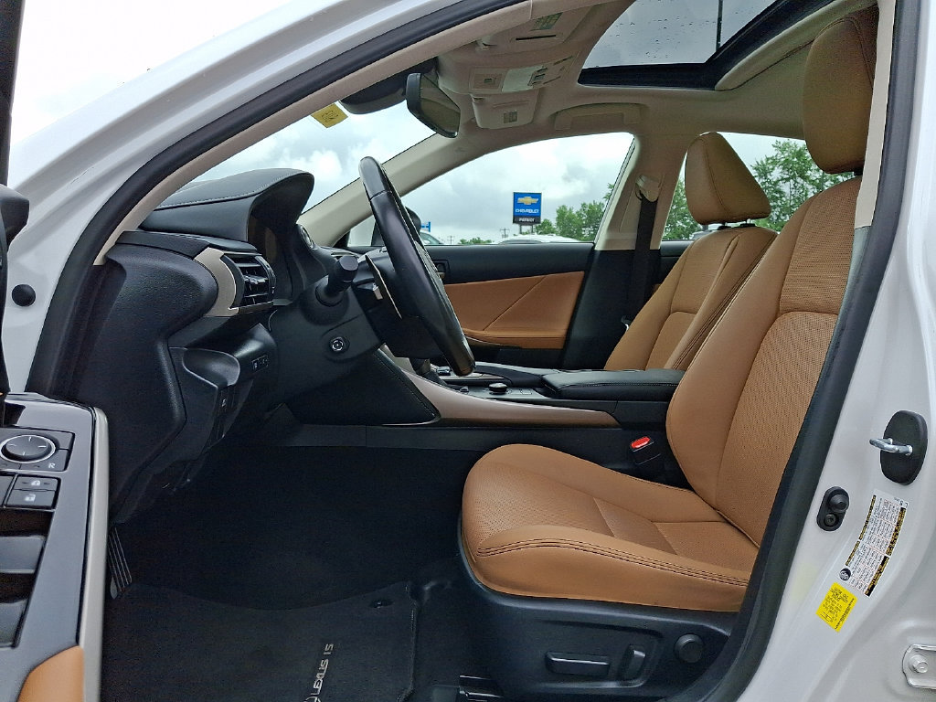 Used 2019 Lexus IS 300 AWD w/ Navigation Package image 14