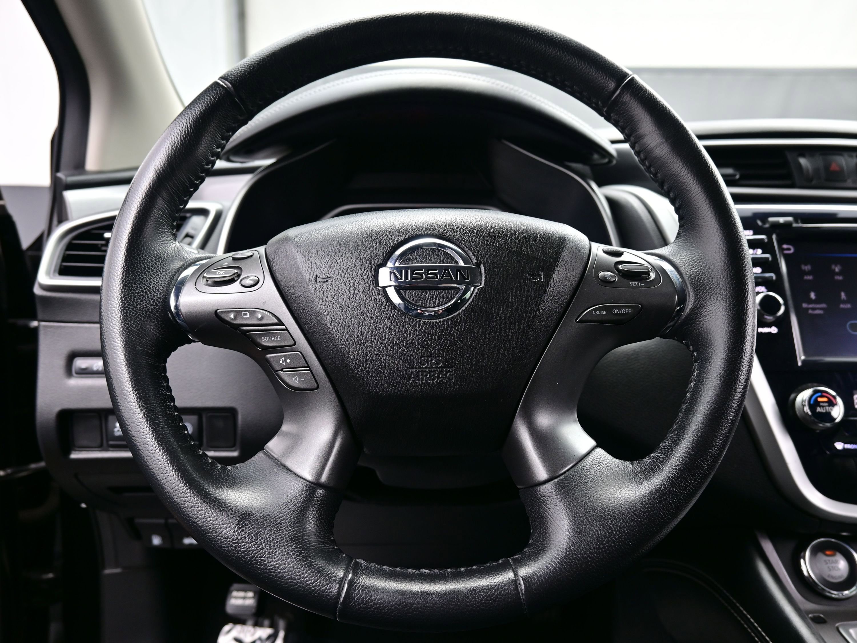 Used 2020 Nissan Murano SV image 23