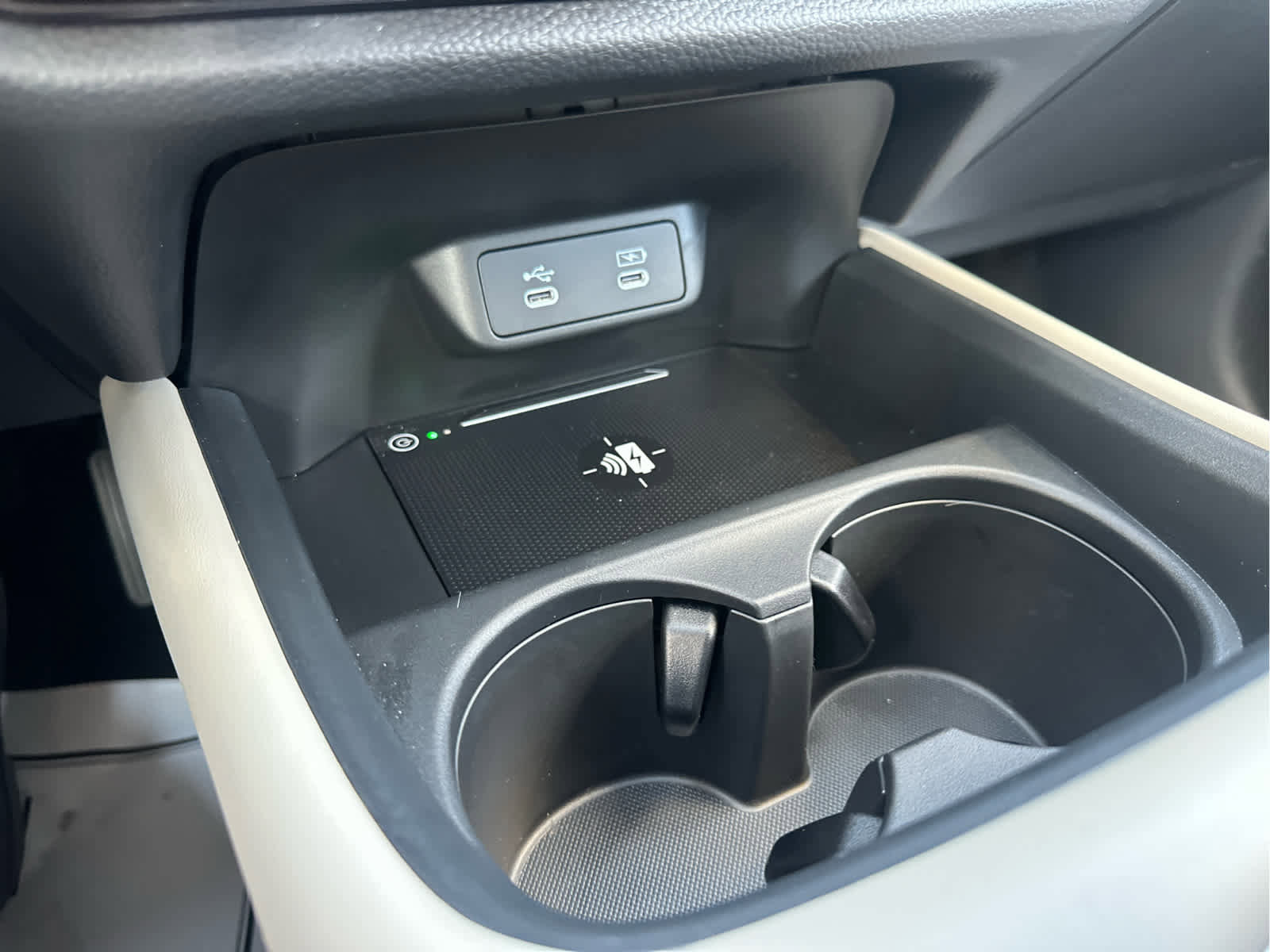 Certified 2026 Honda HR-V EX-L image 32