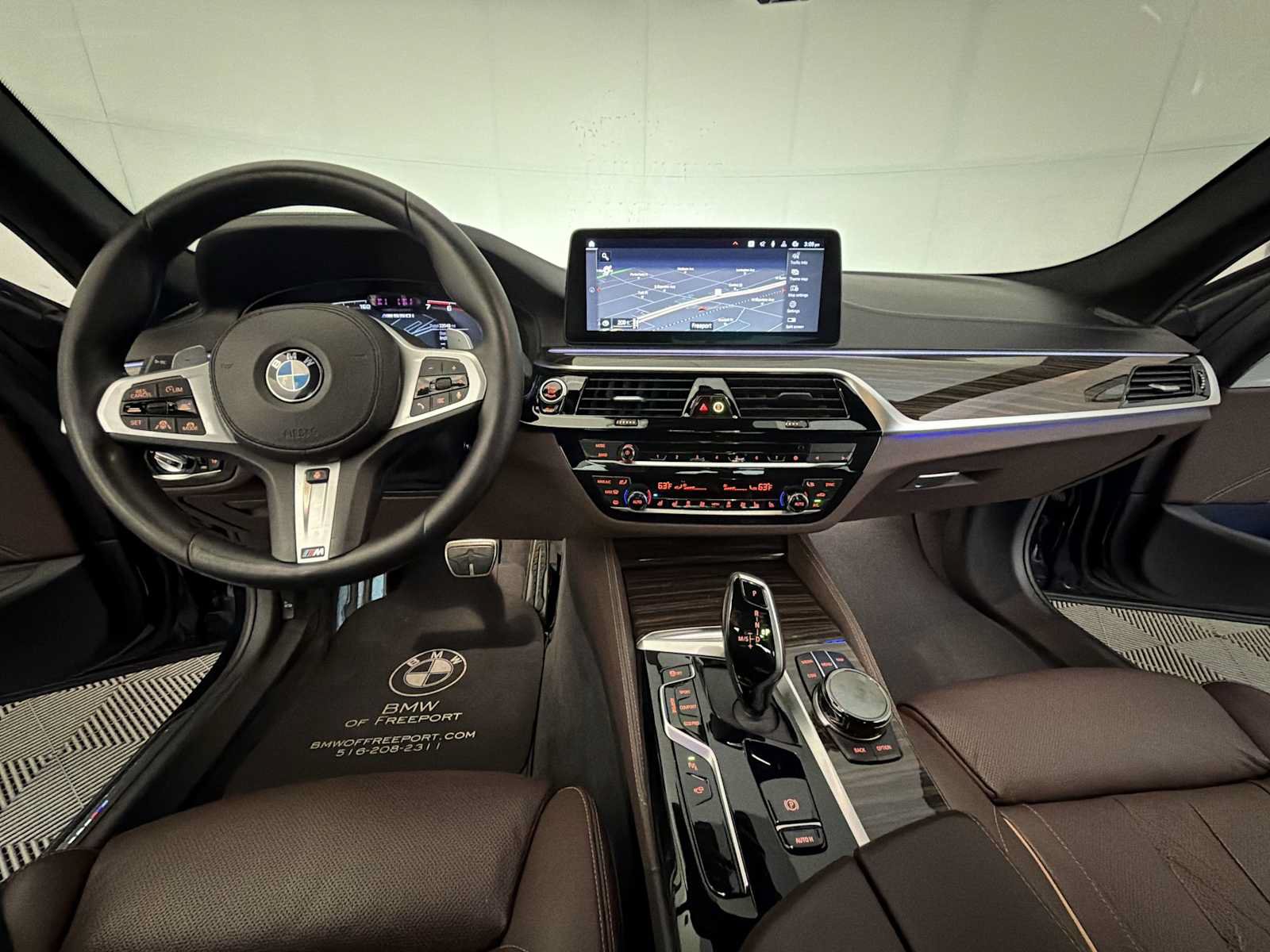 Used 2022 BMW M550i xDrive w/ Executive Package AWD/4WD image 16