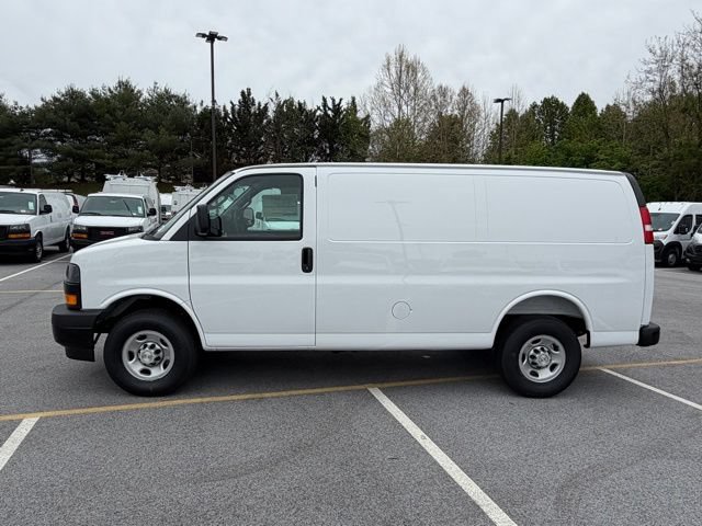 New 2026 Chevrolet Express 2500 w/ Driver Convenience Package RWD image 4