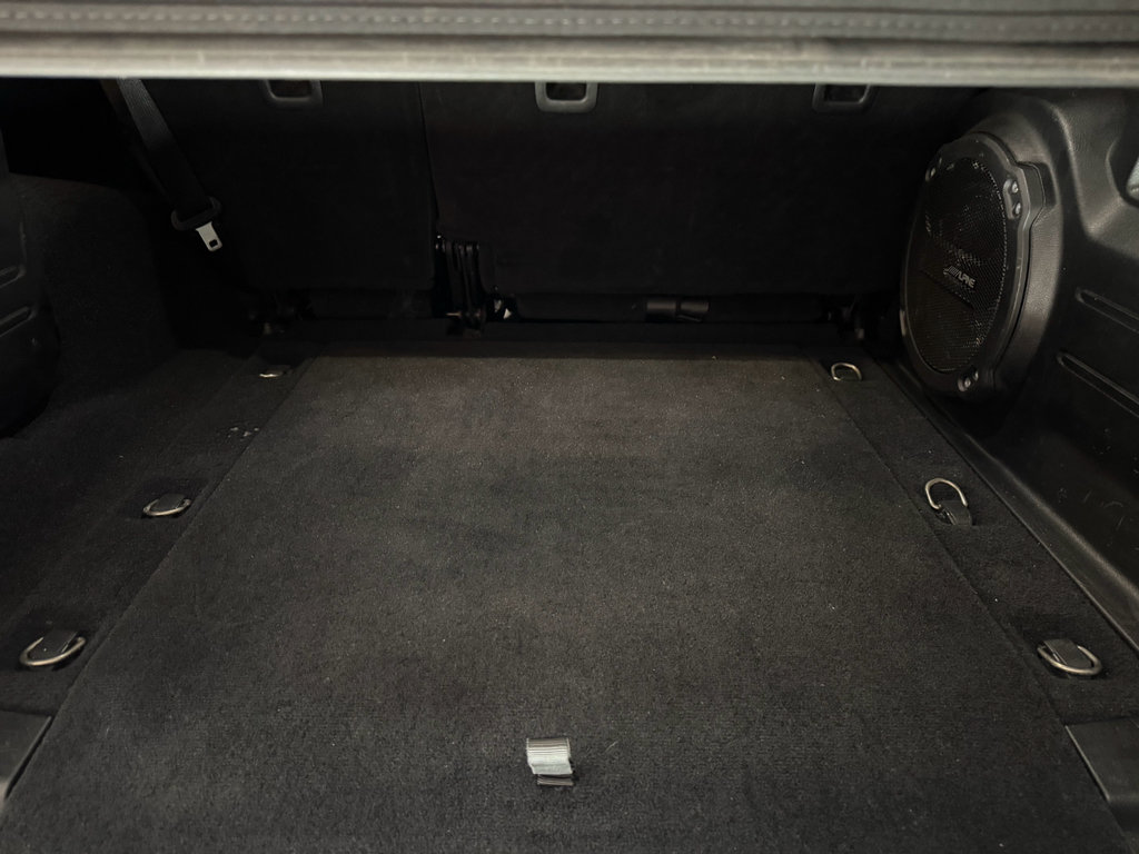 Used 2018 Jeep Wrangler Unlimited Sahara AWD/4WD image 21