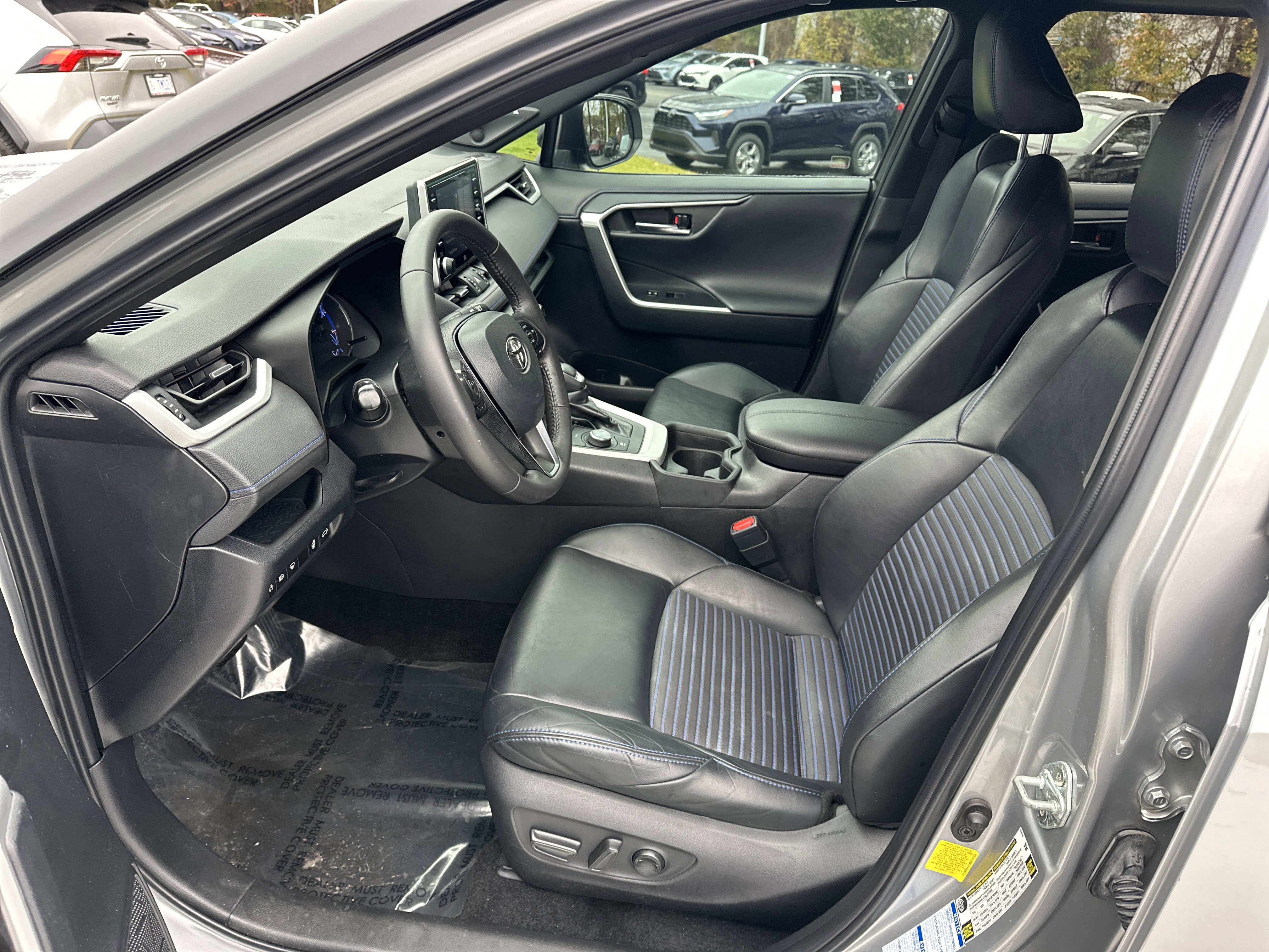 Used 2021 Toyota RAV4 XSE w/ XSE Grade Weather Package image 16