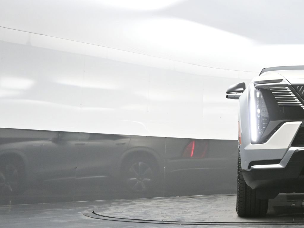 Certified 2025 Cadillac Escalade IQ Luxury 2 image 9