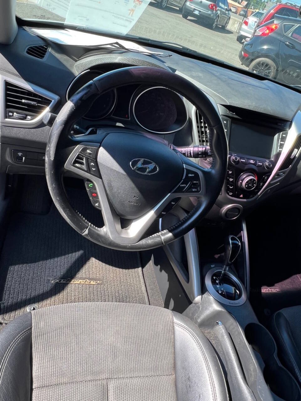 Used 2013 Hyundai Veloster w/ Style Pkg FWD image 20