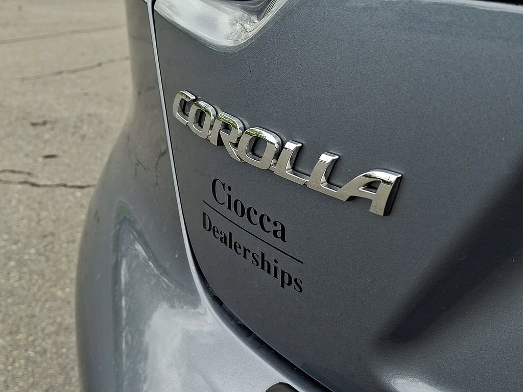 Used 2023 Toyota Corolla SE FWD image 30