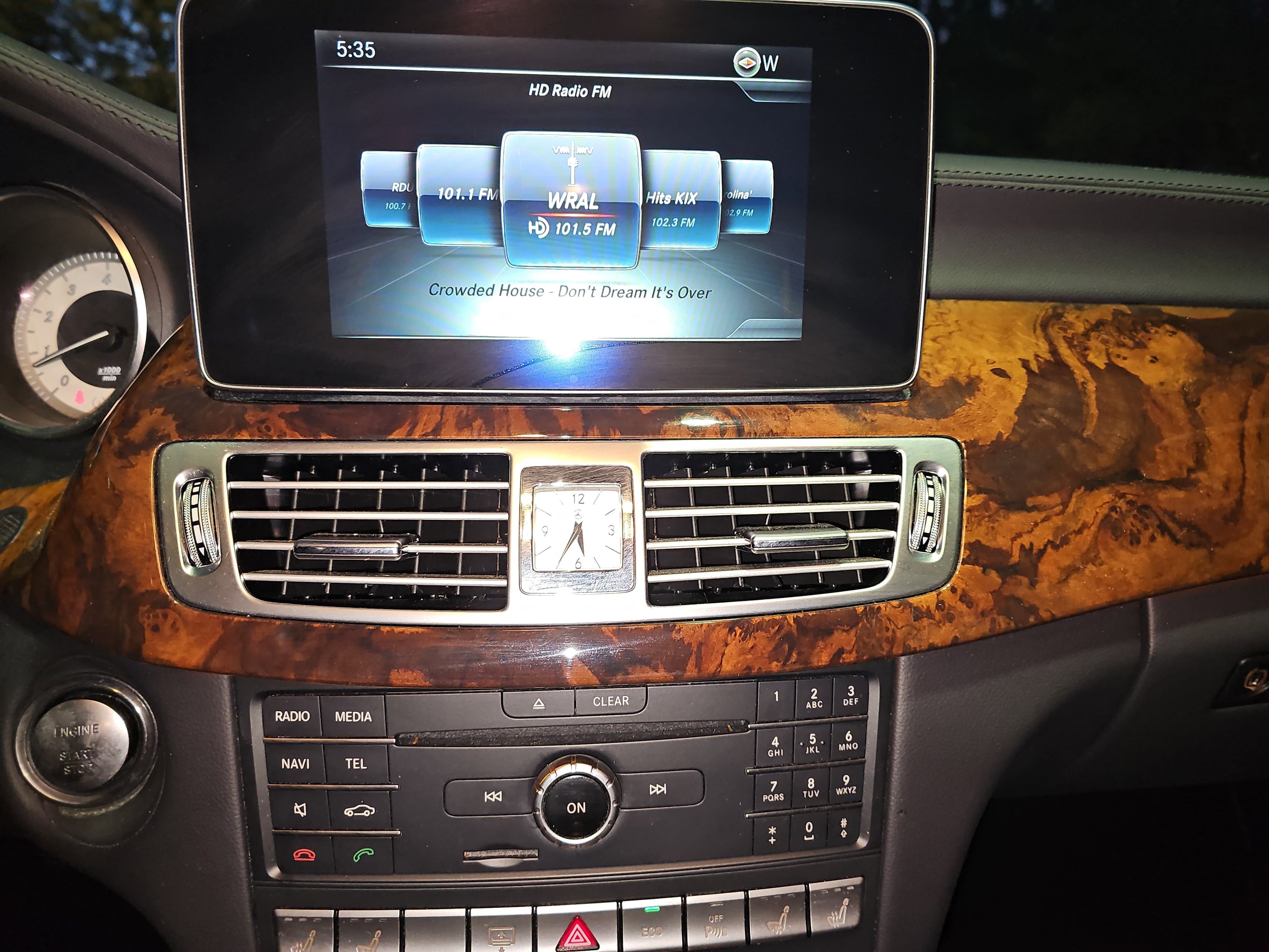 Used 2015 Mercedes-Benz CLS 400 image 23