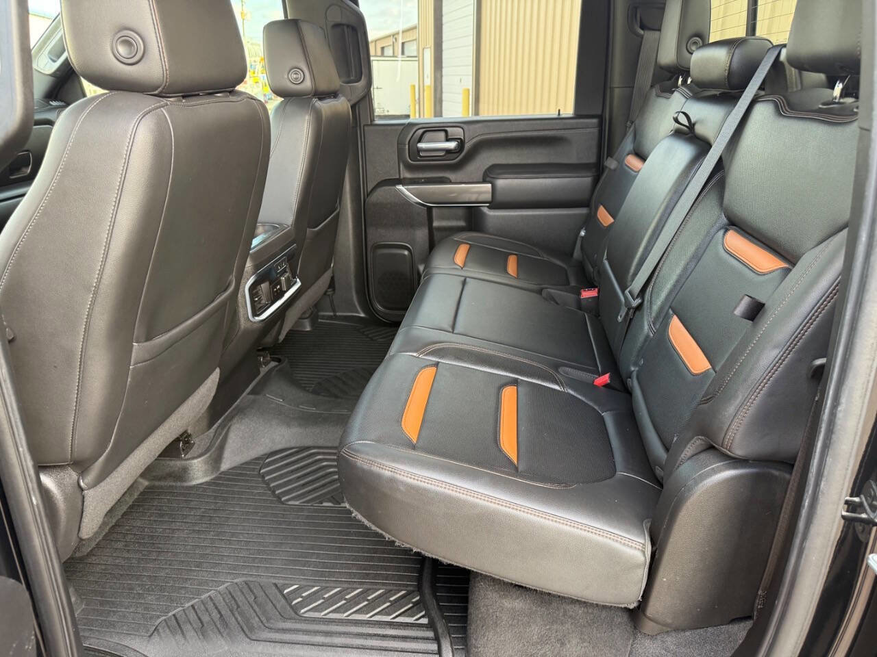 Used 2020 GMC Sierra 2500 AT4 w/ AT4 Premium Package image 21