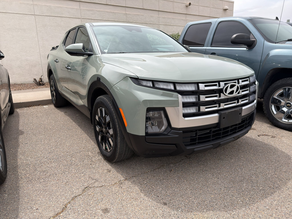 Used 2026 Hyundai Santa Cruz SE image 1
