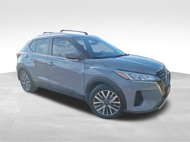 Used 2024 Nissan Kicks SV