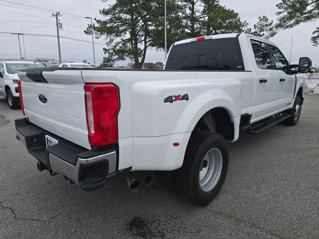 Used 2025 Ford F350 XLT image 5