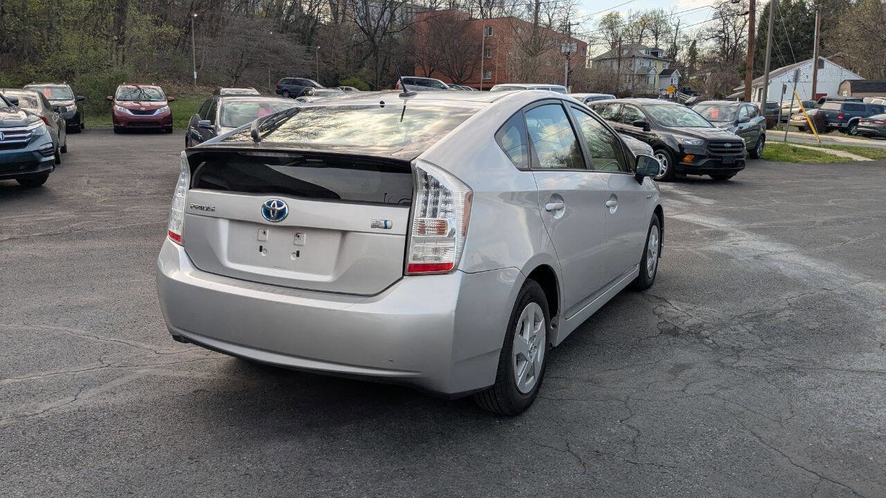 Used 2011 Toyota Prius Two image 11