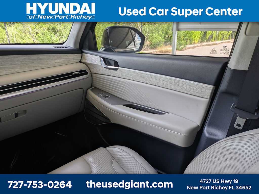 Used 2023 Hyundai Palisade Calligraphy FWD image 23