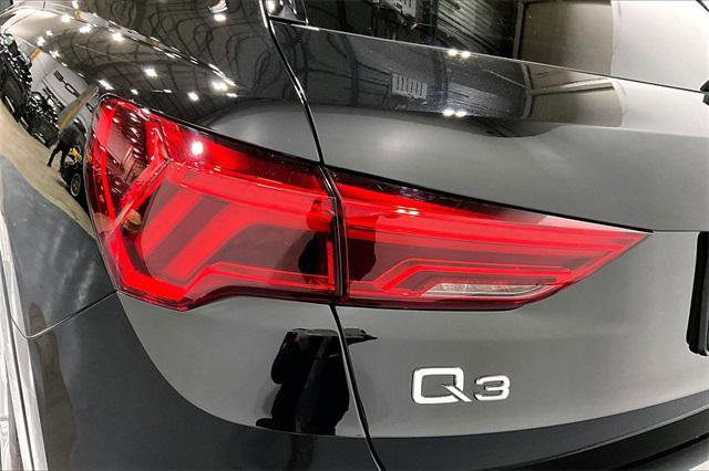 Certified 2025 Audi Q3 2.0T Premium w/ Convenience Package image 31