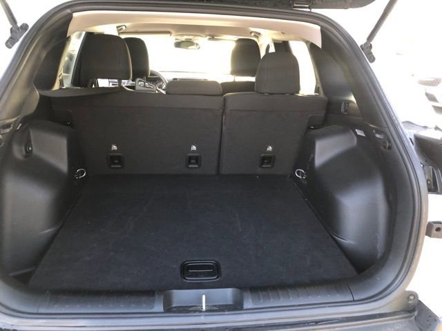 Used 2020 Jeep Cherokee Latitude image 14