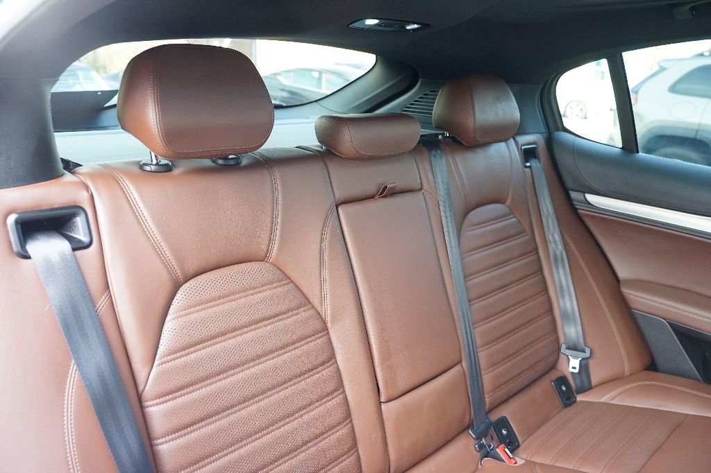 Used 2018 Alfa Romeo Stelvio Ti Sport image 23