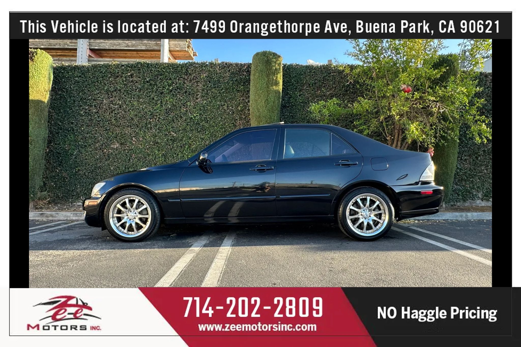 Used 2003 Lexus IS 300 w/ Power & Ecsaine Pkg RWD image 11