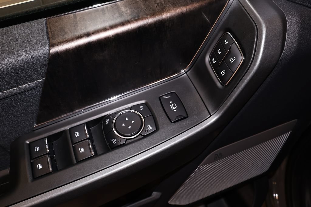 New 2026 Ford F350 Lariat AWD/4WD image 11