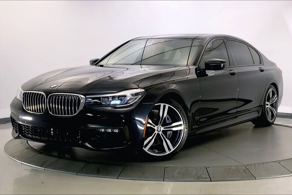 Used 2019 BMW 740i w/ Executive Package RWD image 11