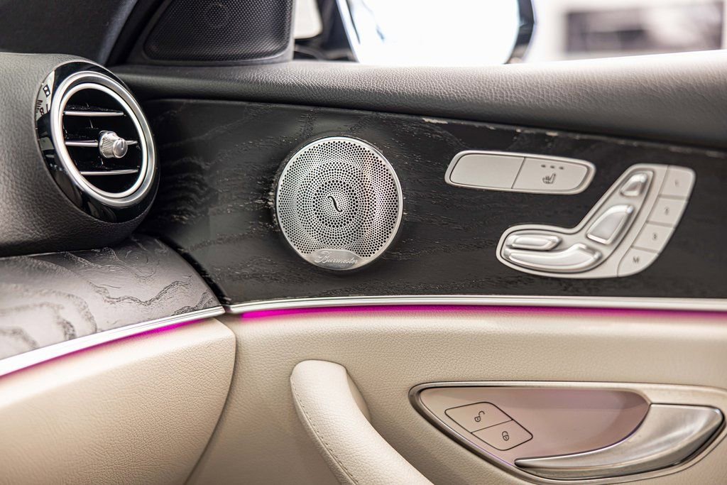 Used 2018 Mercedes-Benz E 400 4MATIC Sedan image 31
