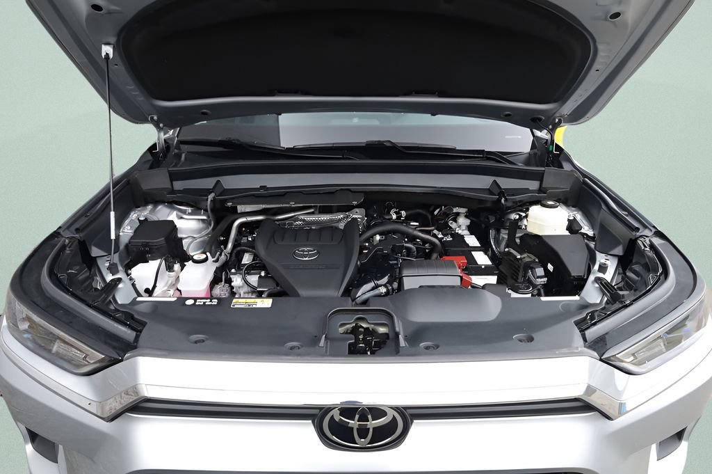 Certified 2025 Toyota Grand Highlander AWD image 9