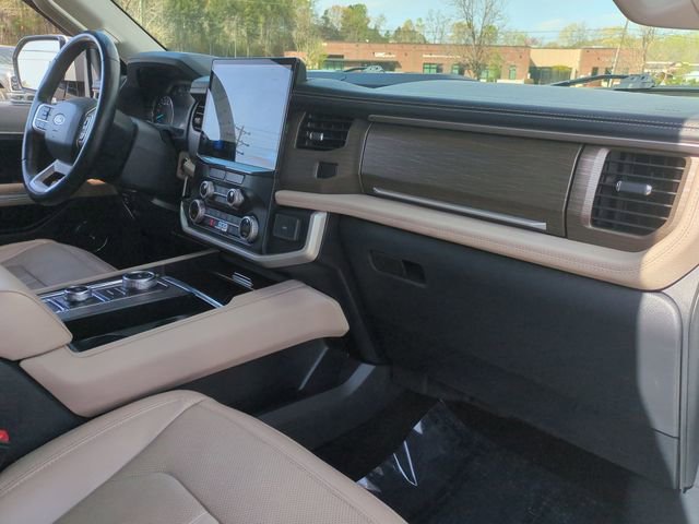 Used 2023 Ford Expedition Max Limited image 35