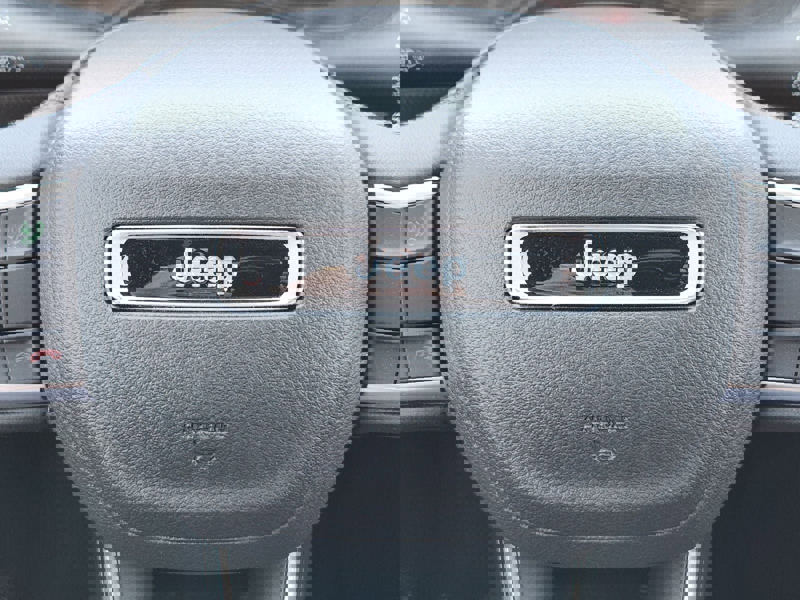 New 2026 Jeep Compass Latitude image 37