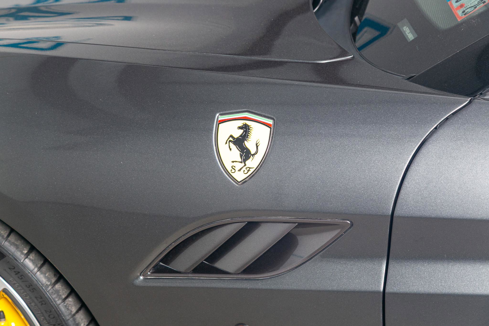 Used 2011 Ferrari California image 24