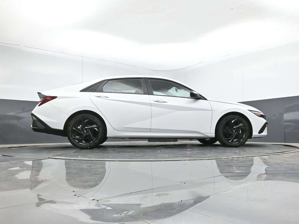 New 2026 Hyundai Elantra Sport FWD image 14