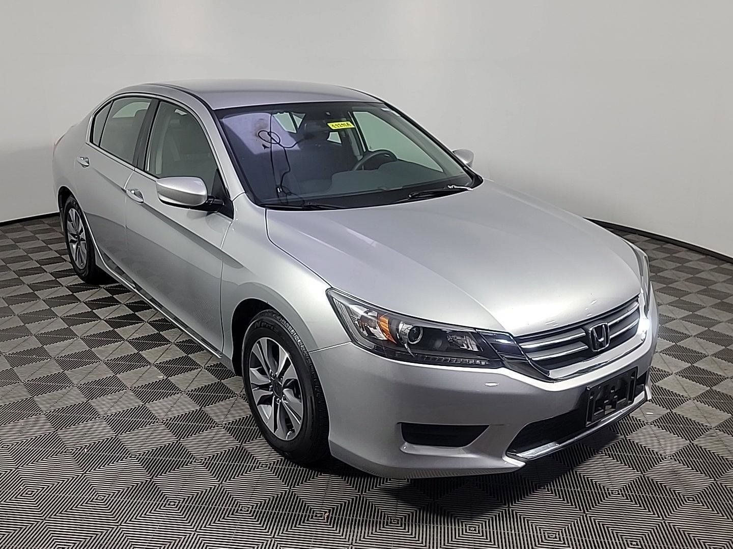 Used 2014 Honda Accord LX image 2