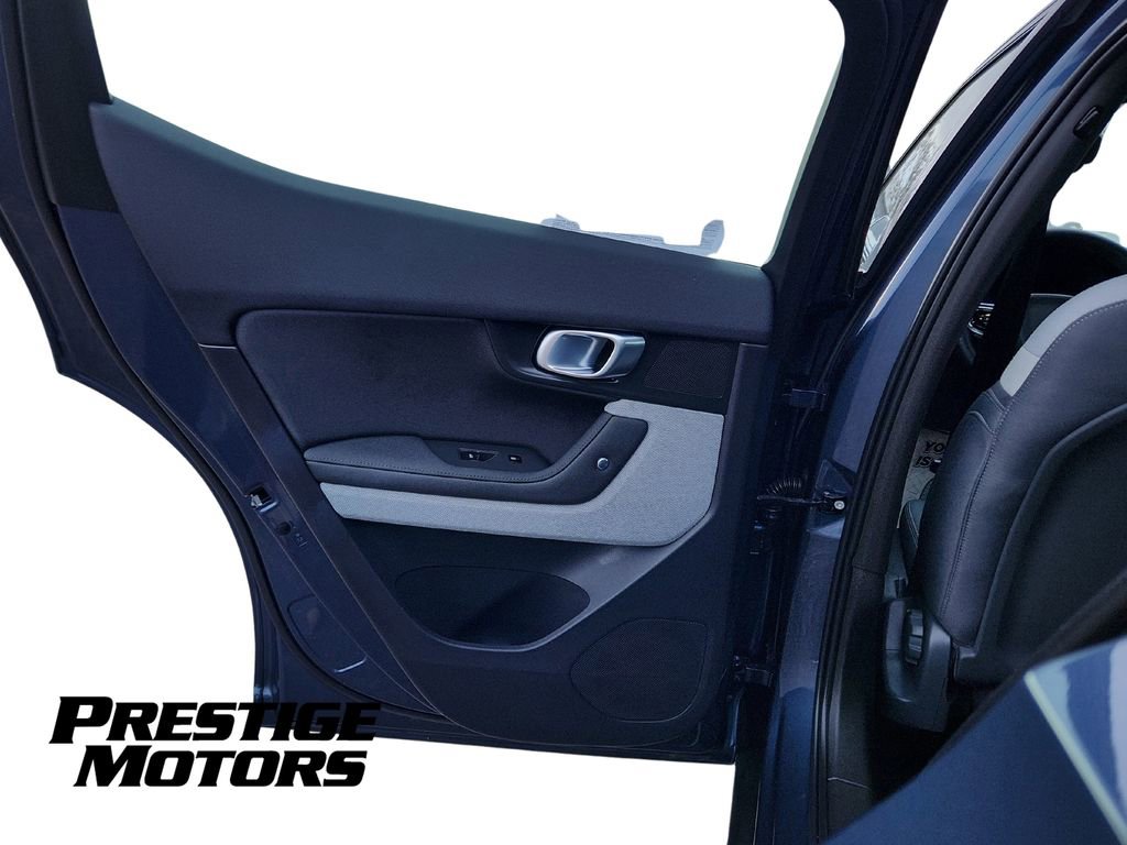 Used 2023 Polestar Polestar 2 w/ Pilot Pack image 25