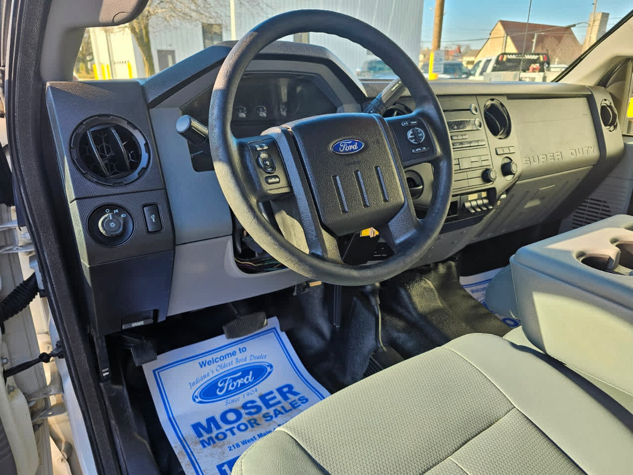 Used 2015 Ford F550 4x4 SuperCab Super Duty image 6