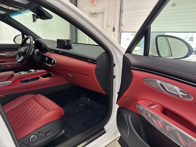 Used 2025 Genesis GV70 3.5T Sport w/ Sport Advanced Package image 59