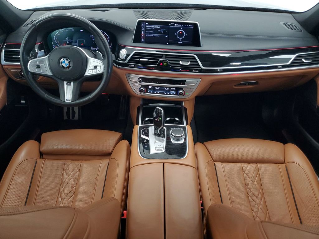 Used 2021 BMW 750i xDrive w/ M Sport Package AWD/4WD image 16