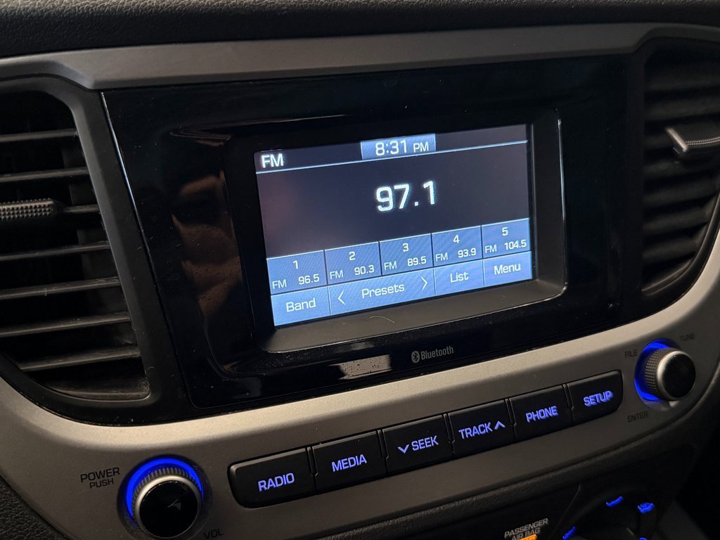 Used 2020 Hyundai Accent SE image 13