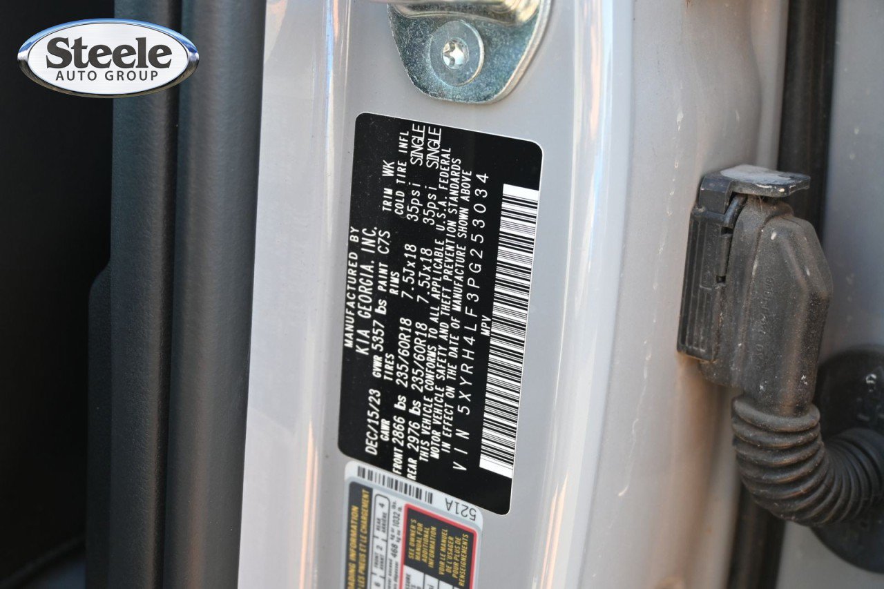 Used 2023 Kia Sorento EX w/ Panoramic Sunroof Package FWD image 31